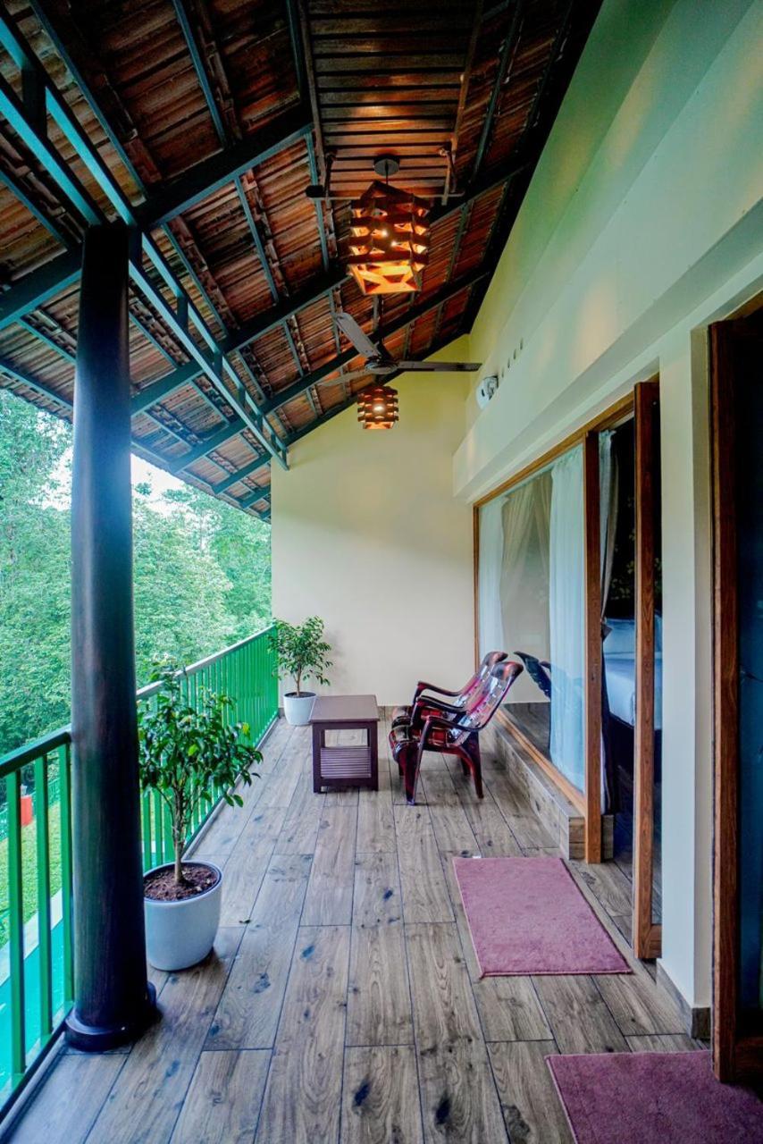 Falcon Riverview Resorts Kuttampuzha 外观 照片