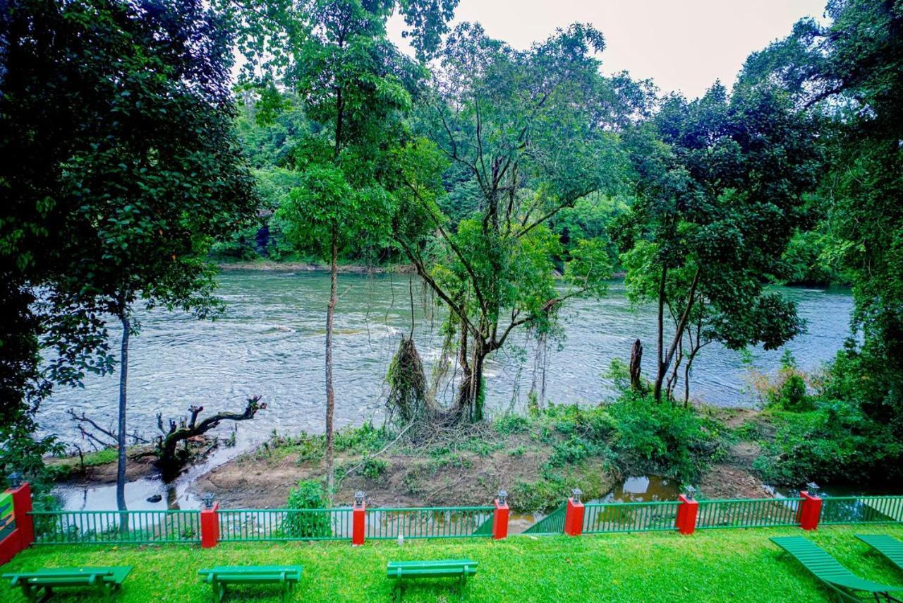 Falcon Riverview Resorts Kuttampuzha 外观 照片