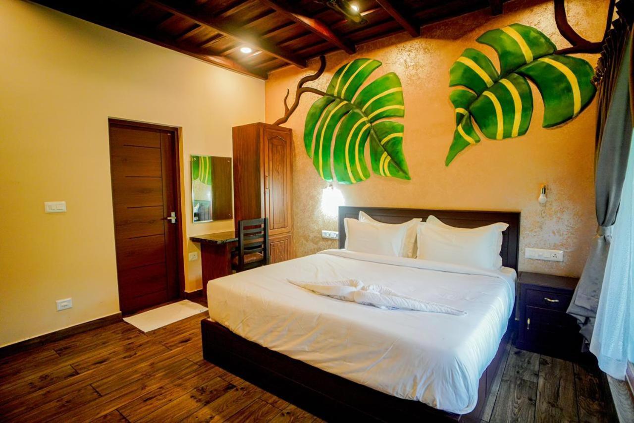 Falcon Riverview Resorts Kuttampuzha 外观 照片