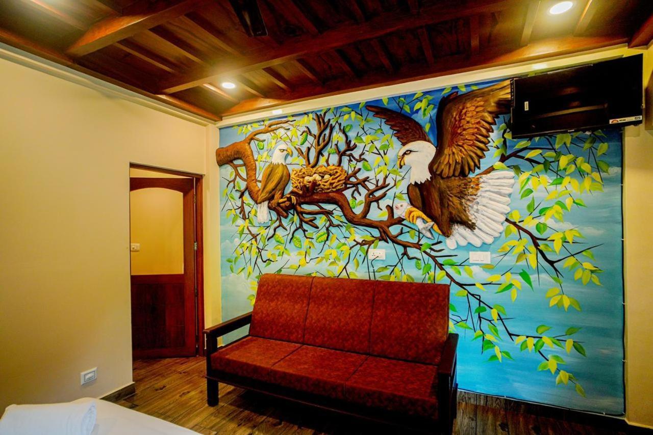 Falcon Riverview Resorts Kuttampuzha 外观 照片
